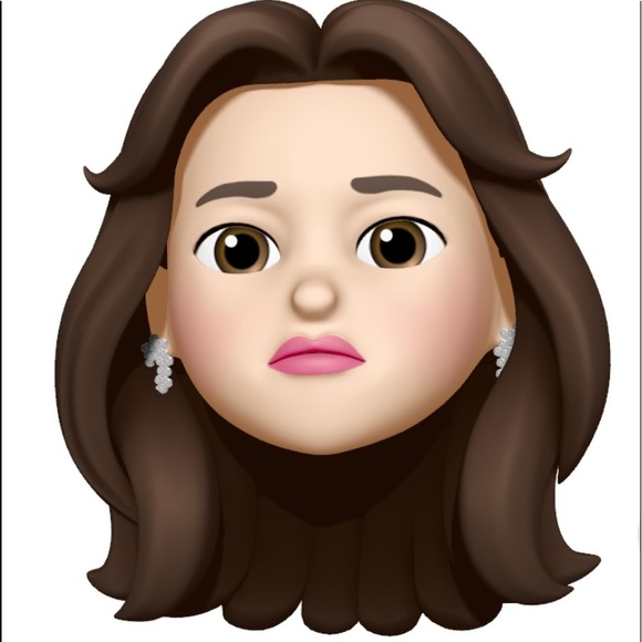 Meet your Posher, Hana - Picture 2 of 3